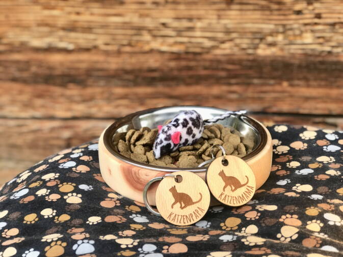 Buchenholz Schlüsselanhänger für Hundepapas und Hundemamas