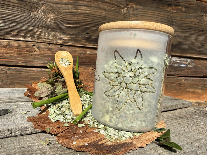 Set Scherenshcnitt: Flasche, Tasse, Brett