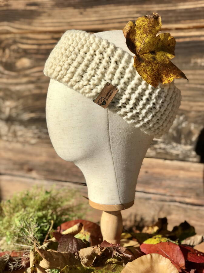 handgestrickte Stirnbänder aus Schweizer Wolle mit Bio Merino Fleece