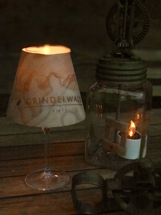 Grindelwald Windlicht aus Kirschbaumholz + Weinglas Grindelwald Windlicht aus Kirschbaumholz + Weinglas