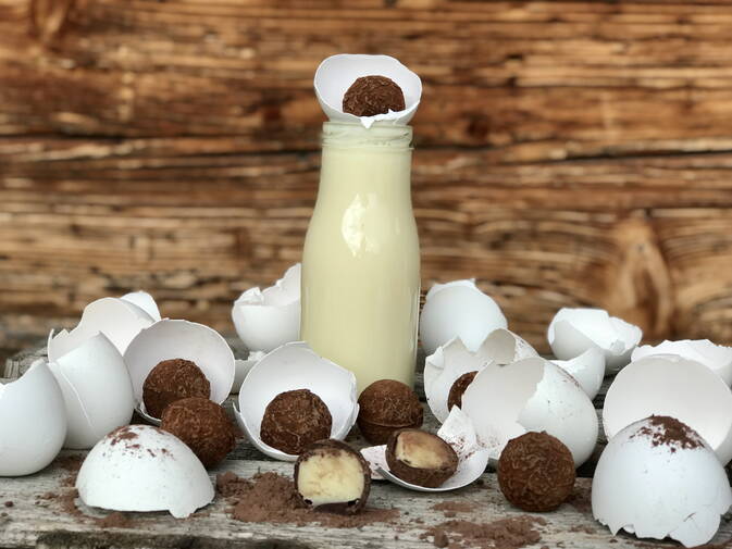 feiner Eierlikör mit Kirsch von Streuobstwiesen feiner Eierlikör mit Kirsch von Streuobstwiesen