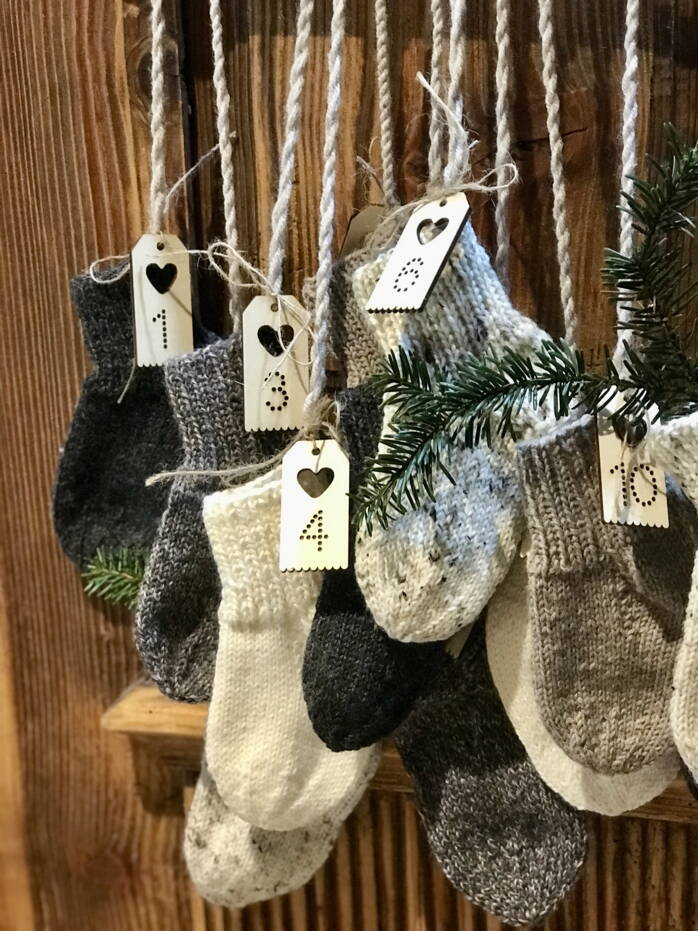 handgestrickter Advemtskalender handgestrickter Advemtskalender